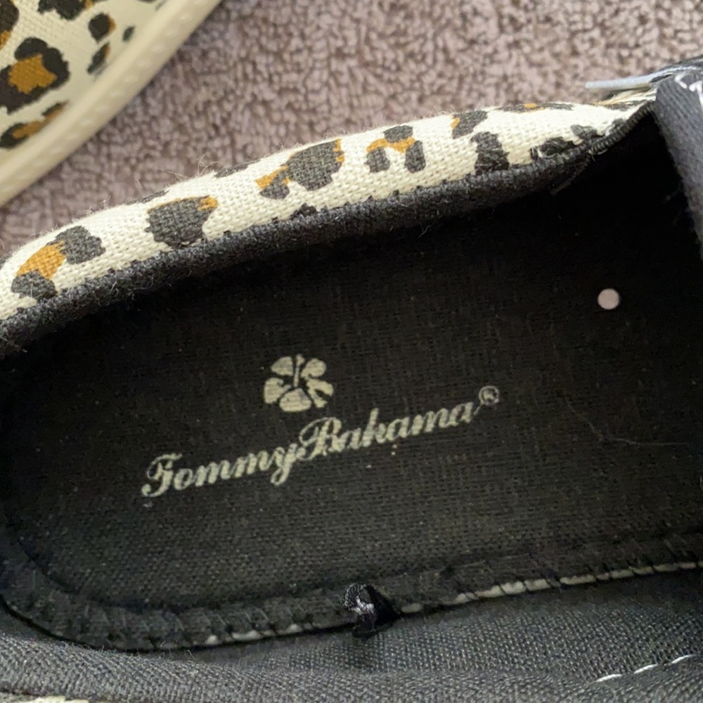 Tommy Bahama Canvas Shoes View 2